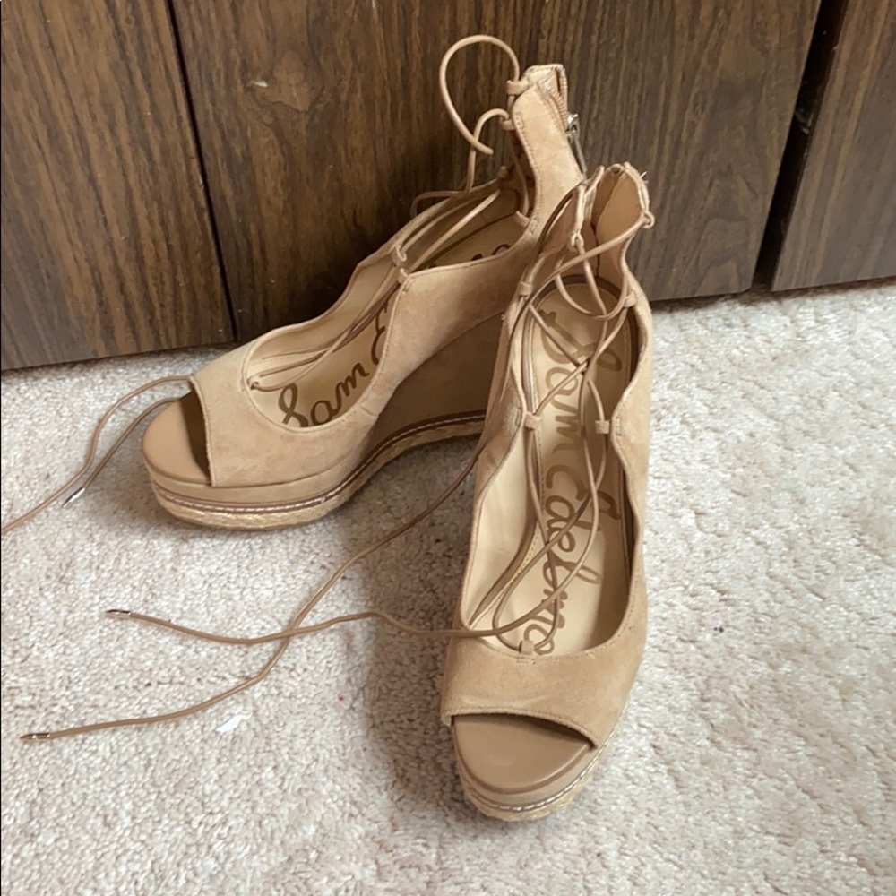 Tan wedges